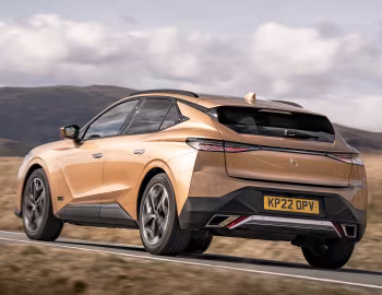 DS 4 Cross [UK-spec] '2022–24