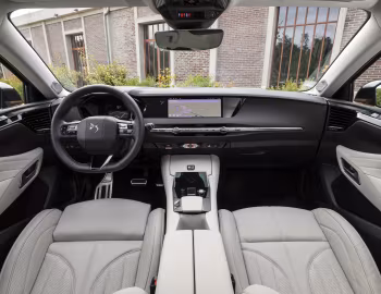 Передня панель DS 4 Cross [Worldwide] '2021–24