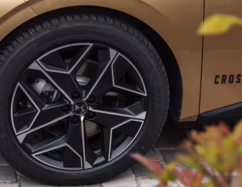 DS 4 Cross [Worldwide] '2021–24
