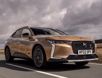 DS 4 Cross [UK-spec] '2022–24