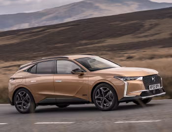 DS 4 Cross [UK-spec] '2022–24