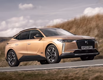 DS 4 Cross [UK-spec] '2022–24