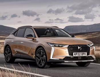 DS 4 Cross [UK-spec] '2022–24