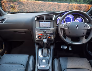 Передня панель DS 4 Crossback [UK-spec] '2015–18