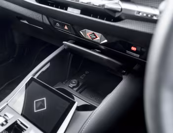 Інтэр'ер DS 4 E-Tense Rivoli [UK-spec] '2022–24