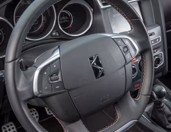 Інтэр'ер DS 4 Performance Line '2016–18