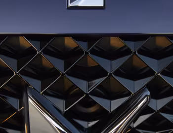 Лагатып DS 7 Crossback "Louvre" [Worldwide] (X74) '2020–22