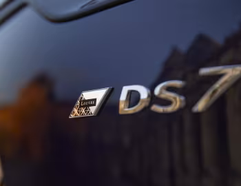DS 7 Crossback "Louvre" [Worldwide] (X74) '2020–22
