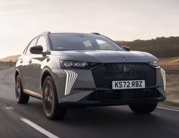 DS 7 E-Tense Performance Line [UK-spec] '2023–24