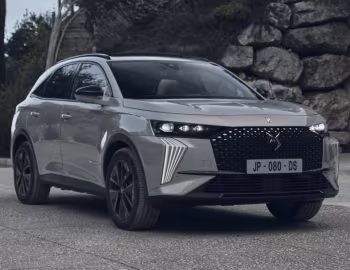 DS 7 E-Tense Esprit de Voyage '2023–24
