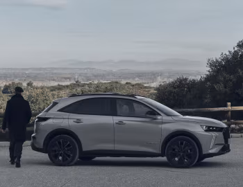 DS 7 E-Tense Esprit de Voyage '2023–24