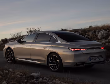 DS 9 E-Tense 250 Opéra [Worldwide] '2022–24