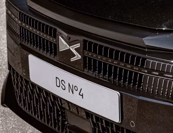 DS N°4 Étoile [Worldwide] '2025–н.ч.
