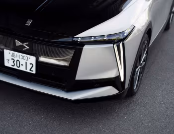 DS N°8 Étoile AWD [Japan] '2026