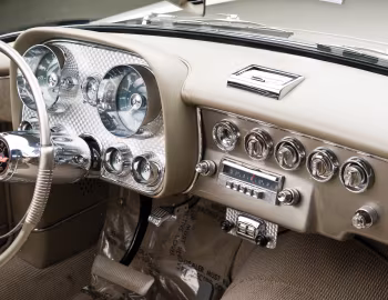 Інтэр'ер 1958 Dual-Ghia Convertible