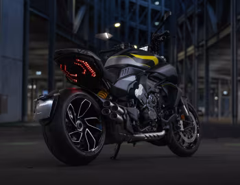 Ducati Diavel V4 Black Roadster Livery '2025