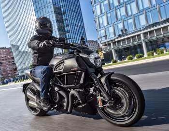 Ducati Diavel Carbon '2014–pr.