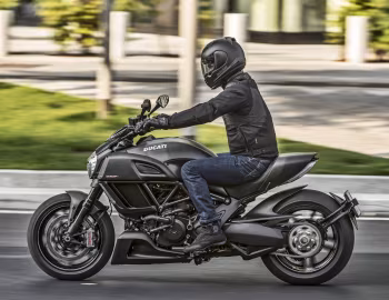 Ducati Diavel Carbon '2014–pr.
