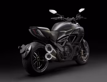 Ducati Diavel Carbon '2014–pr.