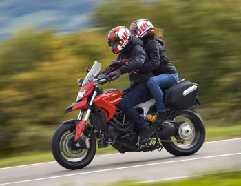 Ducati Hyperstrada 939 '2016–至今