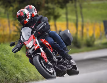 Ducati Hyperstrada 939 '2016–至今
