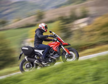 Ducati Hyperstrada 939 '2016–至今