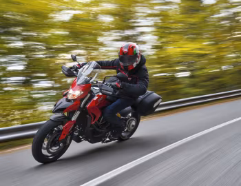 Ducati Hyperstrada 939 '2016–至今