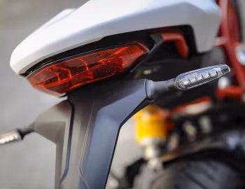 Ducati Monster 797 Performance '2017–至今