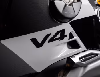 Ducati Panigale V4 Tricolore '2025