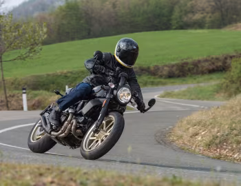 Ducati Scrambler Cafe Racer '2017–pr.
