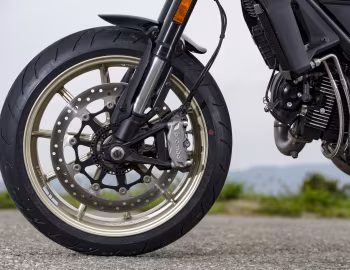 Ducati Scrambler Cafe Racer '2017–pr.