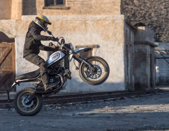 Ducati Scrambler Desert Sled '2017–pr.