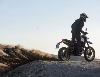 Ducati Scrambler Desert Sled '2017–pr.