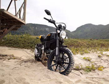 Ducati Scrambler Full Throttle '2015–17