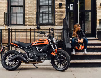 Ducati Scrambler Sixty2 '2015–23