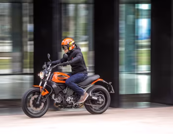 Ducati Scrambler Sixty2 '2015–23