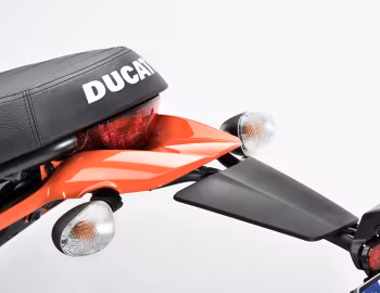 Ducati Scrambler Sixty2 '2015–23