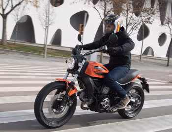 Ducati Scrambler Sixty2 '2015–23