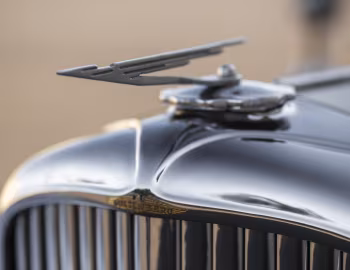 Маскот 1932 Duesenberg J 490/2505 Hardtop Victoria SWB by Rollston