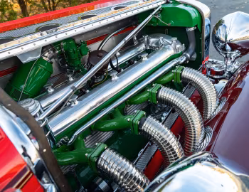 Sob o capô 1931 Duesenberg J 338/2350 Convertible Sedan SWB by LeBaron