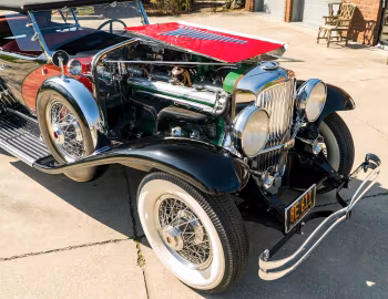 Sob o capô 1933 Duesenberg J 281/2355 Dual Cowl Phaeton SWB by LaGrande