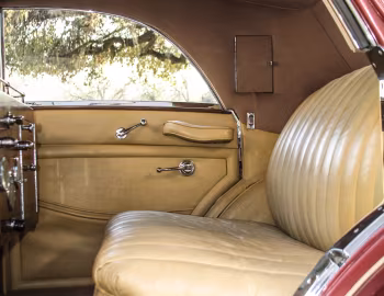 Інтер'єр 1931 Duesenberg J 365/2385 Sunroof Sedan LWB by Franay