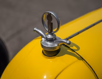 Mascote 1925 Duesenberg Speedway Car