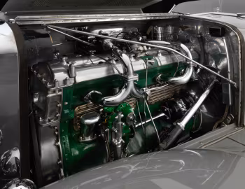 Під капотом 1935 Duesenberg SSJ 563/2594 Roadster by LaGrande-Central