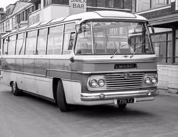 Leyland Leopard PSU3/3RT Duple Dragonfly [UK-spec] (C49C) '1963