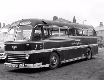 Leyland Royal Tiger PSU1/11 Duple Roadmaster [UK-spec] (C39C) '1951