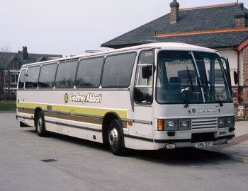 Leyland Tiger TRCTL11/3R Duple Laser [UK-spec] (C53F) '05.1983–10.1984
