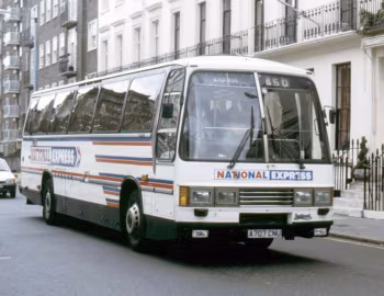 Leyland Tiger TRCTL11/3R Duple Laser Express [UK-spec] (C50F) '02.1984