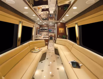 Interior 2012–14 Dynamax Grand Sport Ultra