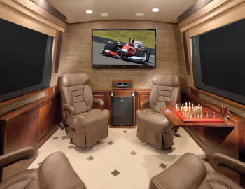 Interior 2012–14 Dynamax Grand Sport Ultra